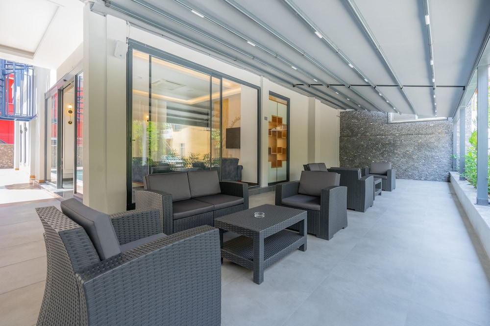 Gurses Life Hotel