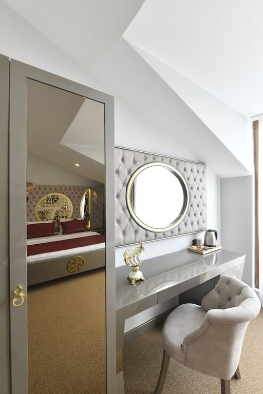 Ghan Hotel