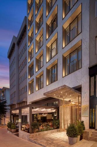 Glens Palas Istanbul(also Known As Nish Palas Istanbul In The Unbound Collection By Hyatt/nish Palas Istanbul)
