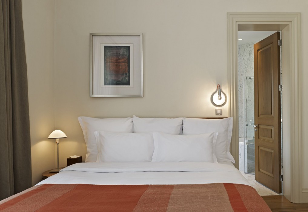 Tomtom Suites