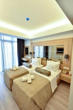 Alesta Midtown Apart Hotel (5.2 Km Away From Fethiye)