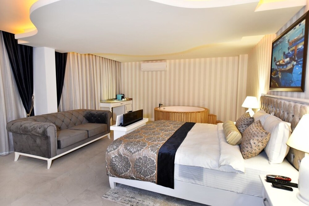 Salonika Suites