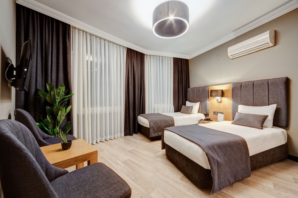 Sahil Marti Hotel