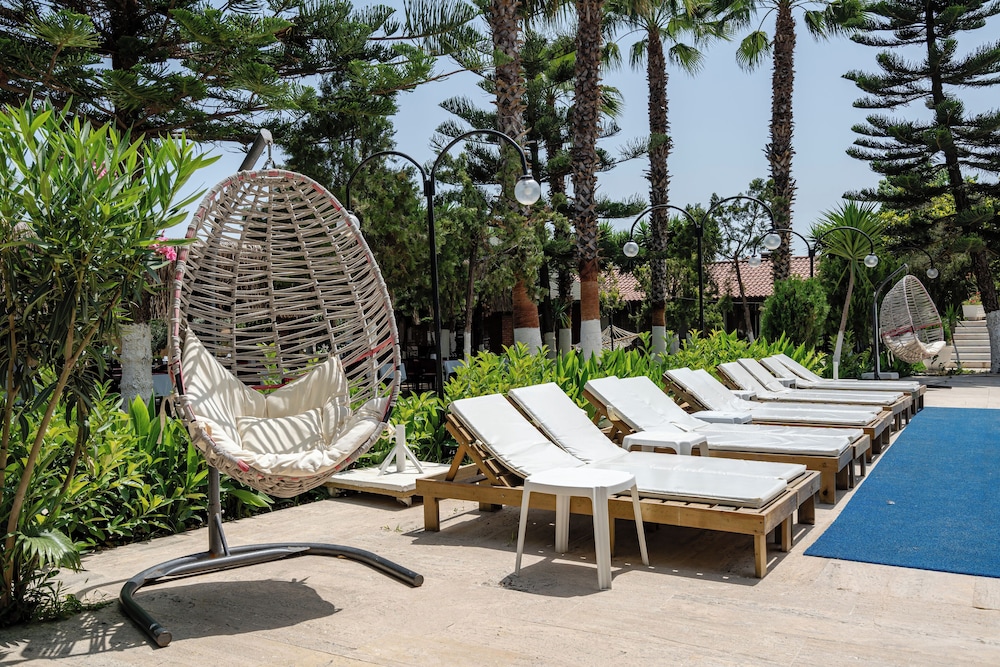 Moda Suit Hotel (49Km Away From Antalya)