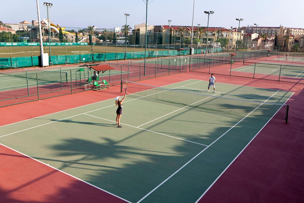 Selectum Family Resort Side (ex, Hotel Silence Beach Resort)87km Away From Antalya(does Not Accept Men Only)