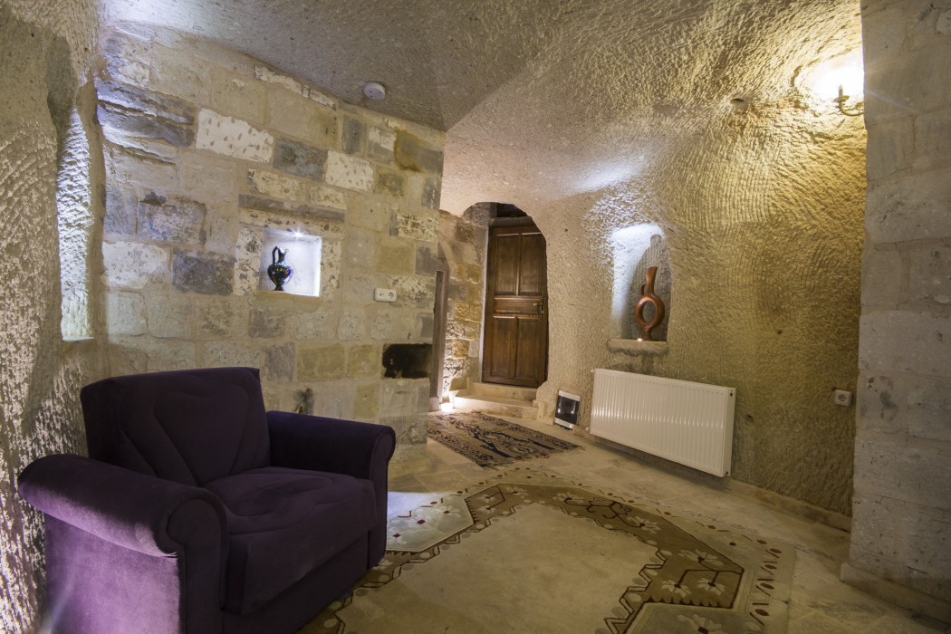 Bedrock Cave Hotel Adults Only