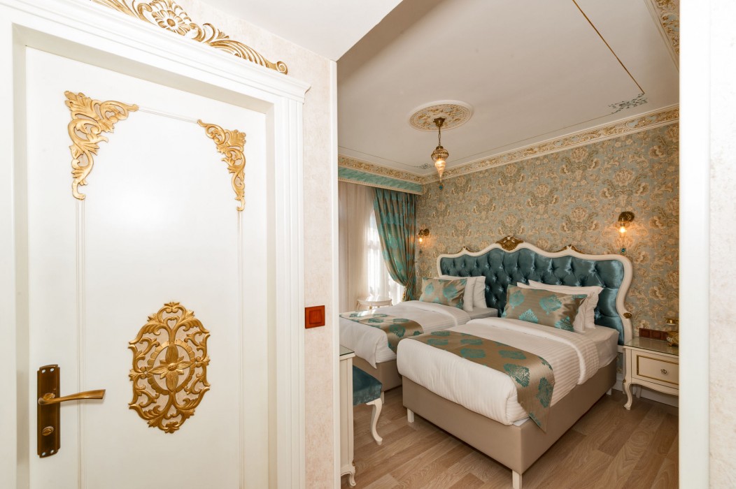 1453 Hotel