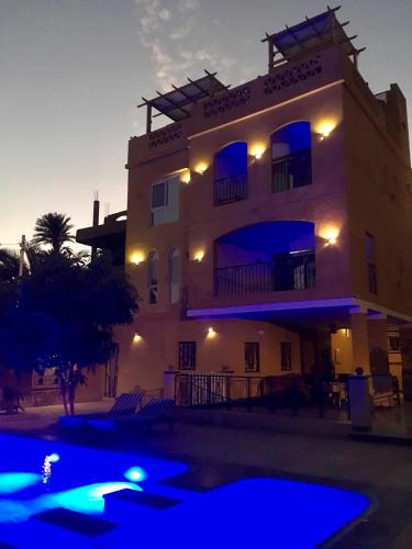 Jewel Of The Valley Howard Carter Hotel (also Known As Jewel Valley Howard Carter House)