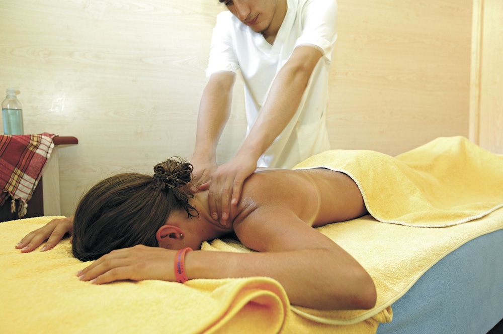 Side Story Resort And Spa(Also Known As Seher Sun Beach)(65Km Away From Antalya)