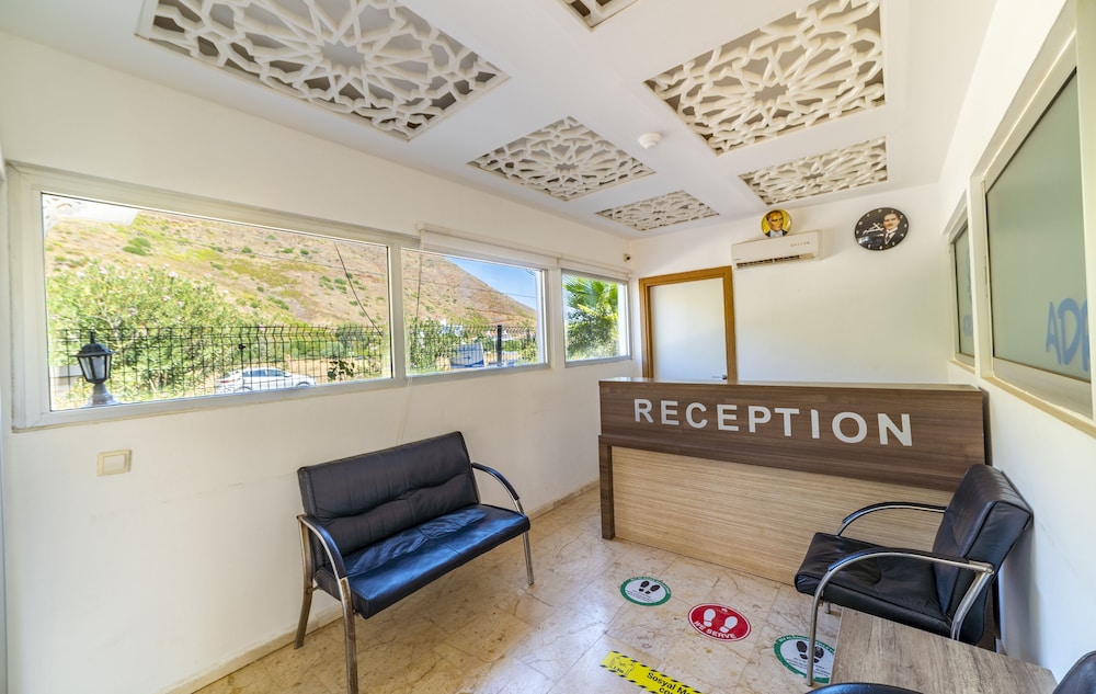 Adrasan Beach Club (93Km Away From Antalya)
