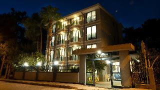 Opera Suites (to Make Arrangement For Check In Please Contact The Property At Least 5 Days In Advance)