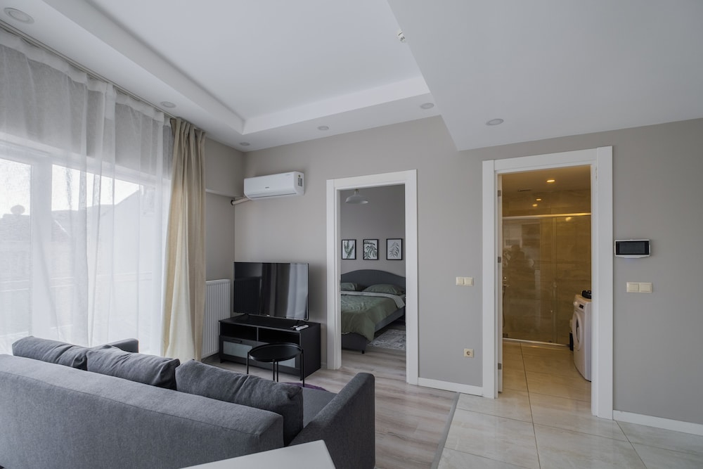 5 Star Hotel Concept Apartments With Spa And Sport Center (36km Away From Istanbul)