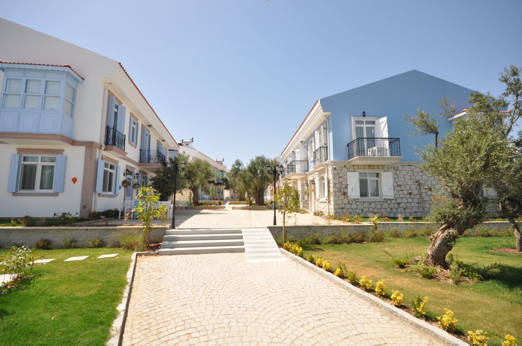 Zeytin Arasi Apart Otel