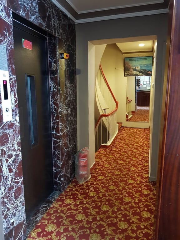 Ferah Hotel