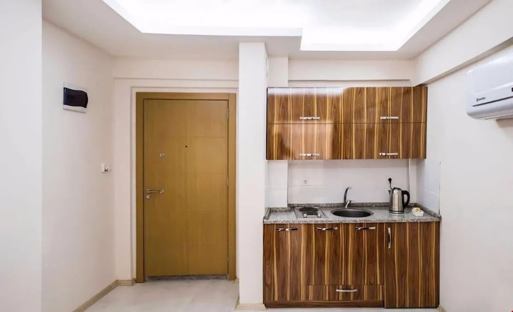 Smyrna Suit Otel