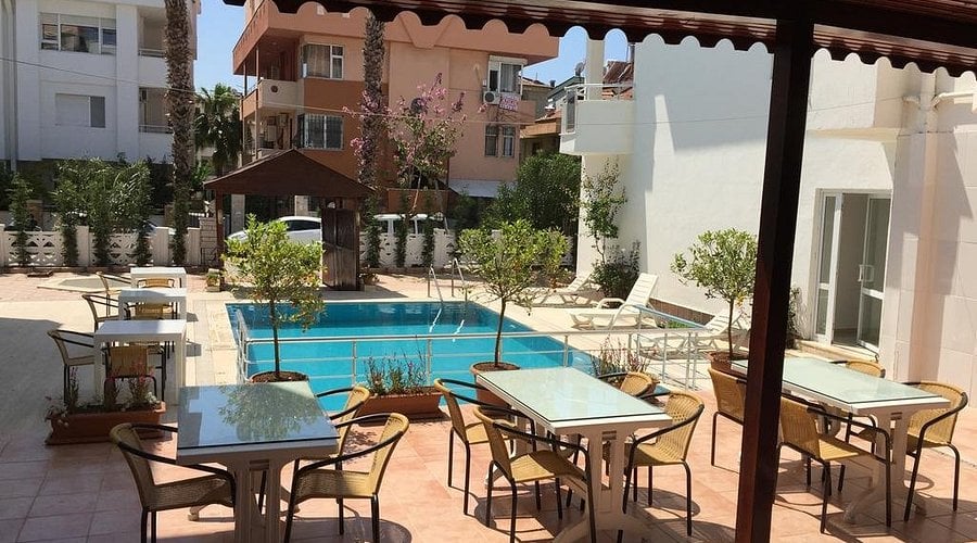 Lara Madi Hotel
