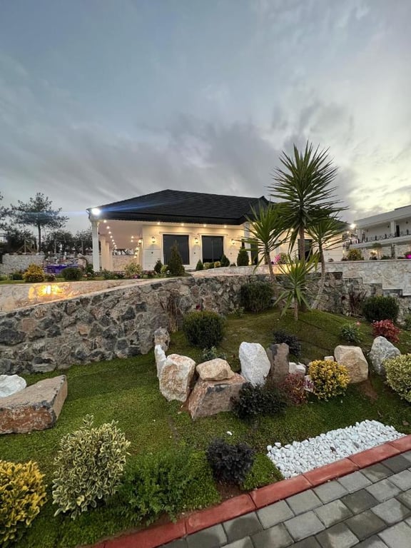 Hemin's Greenery Villa