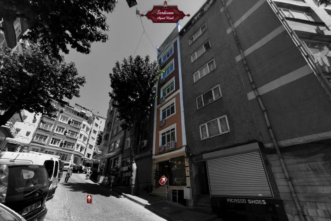 Serdivan Hotel