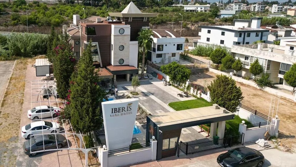 Iberis Lara Hotel