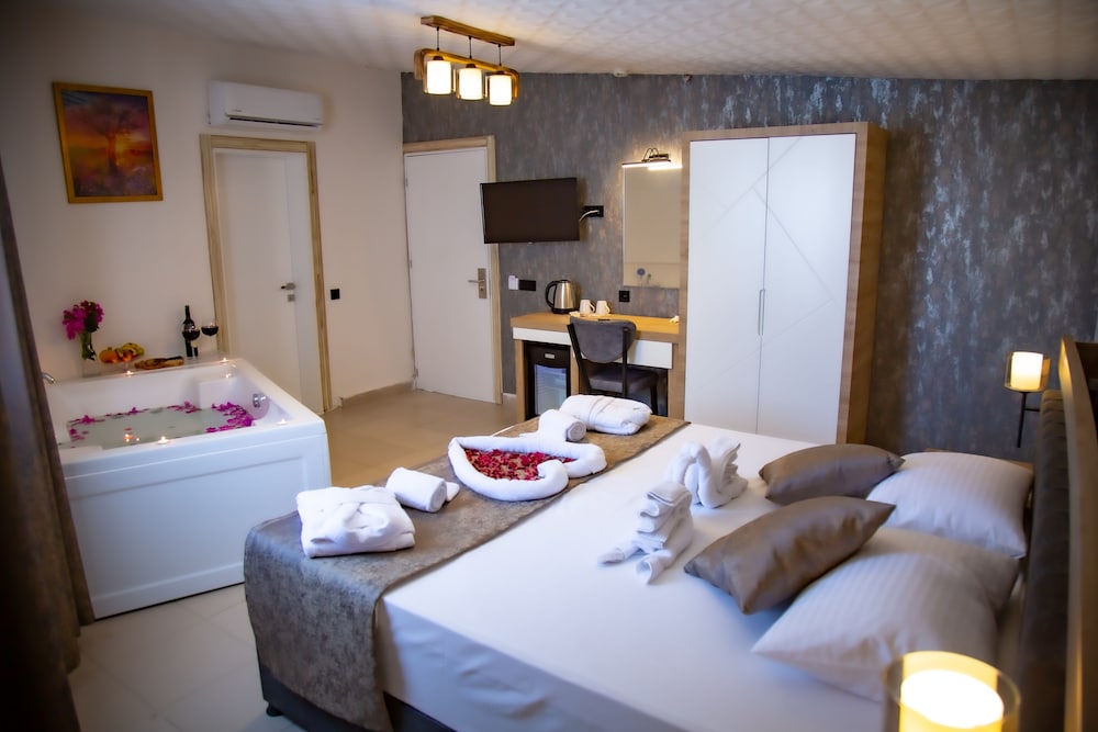 Bloomtalya Hotel