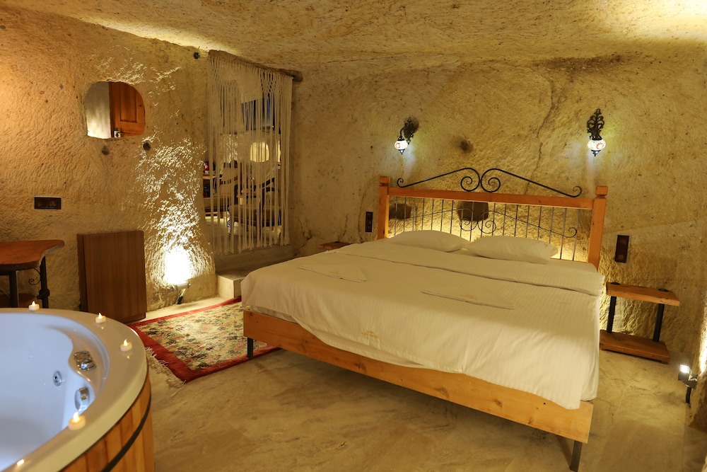 Atax Cave House Hotel