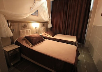 Angel Saadet Hotel
