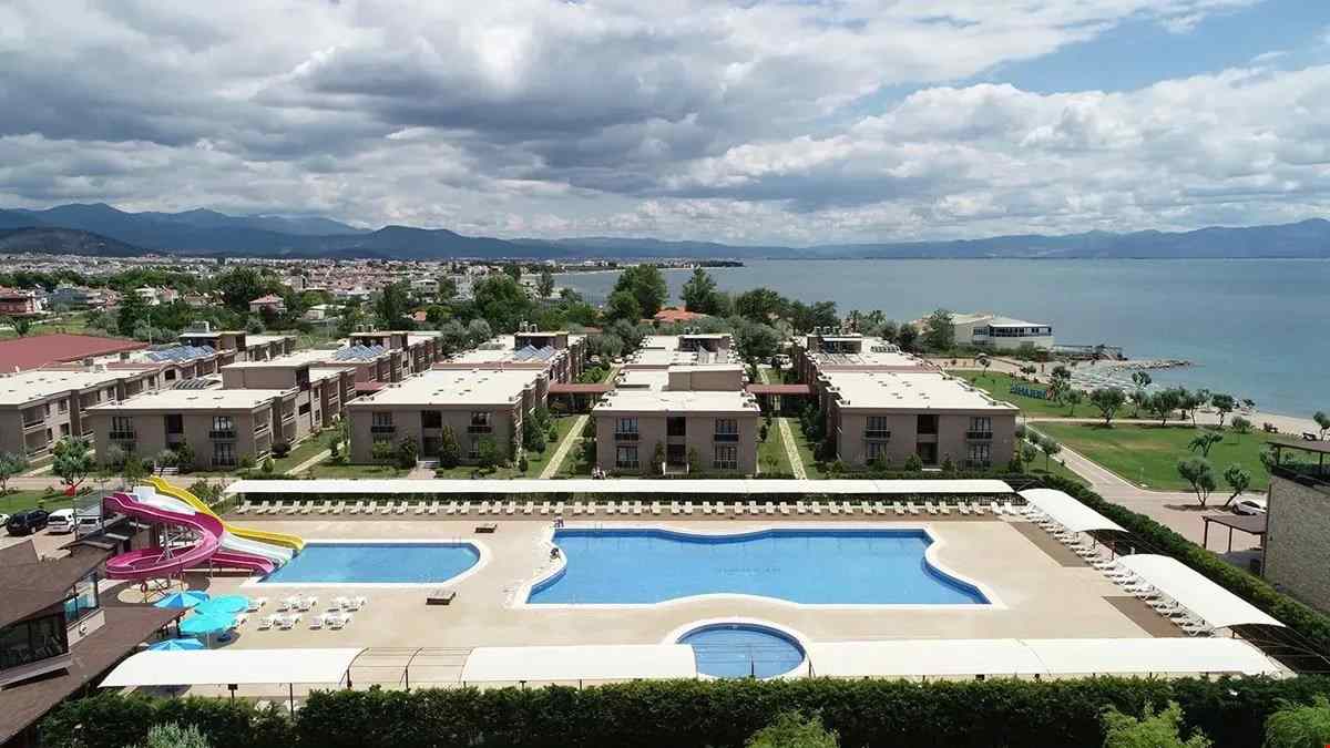 Jura Hotels Altinoluk Thermal (41km Away From Edremit)