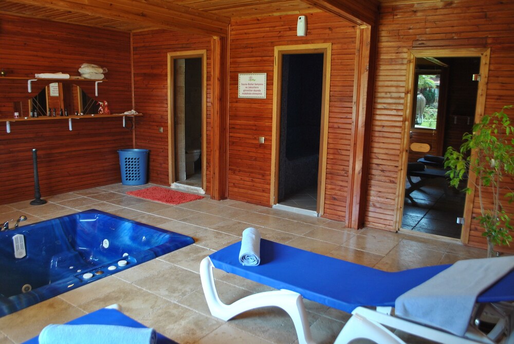 Club Sun Village (89 Km Away From Antalya)