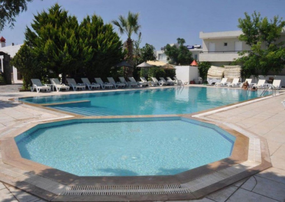 Sarsilmaz Otel
