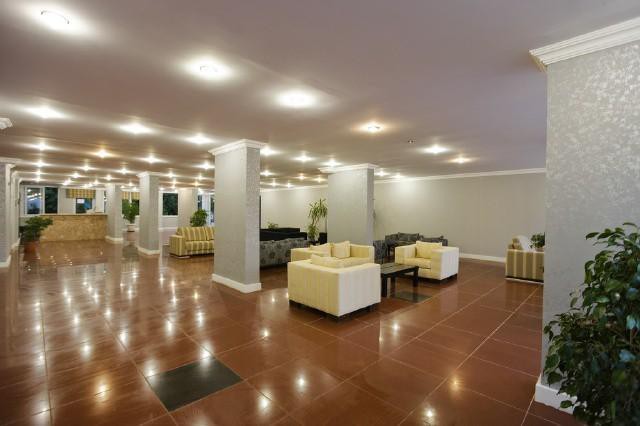 Larissa Park Hotel (31km Away From Antalya)