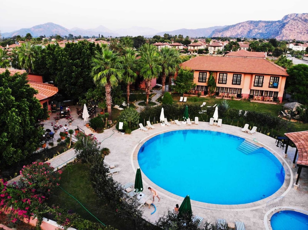 Palme Dalyan Hotel (83 Km Away From Marmaris)