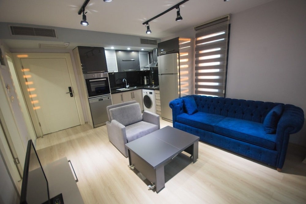 Eps Suite (To Make Arrangement For Check In Please Contact The Property At Least 5 Days In Advance)