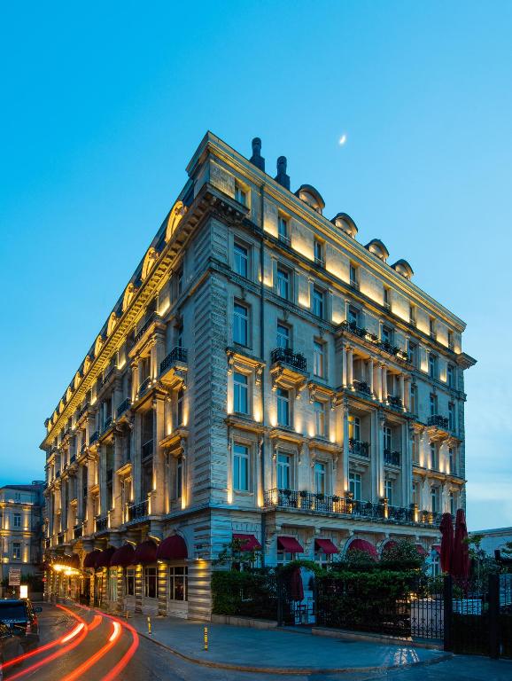 Pera Seasons Hotel