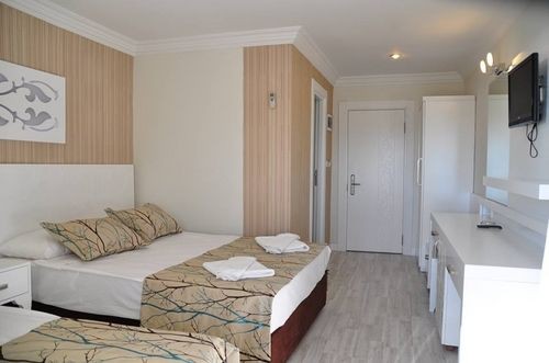 Side Miami Beach Hotel (73 Km Away From Antalya)