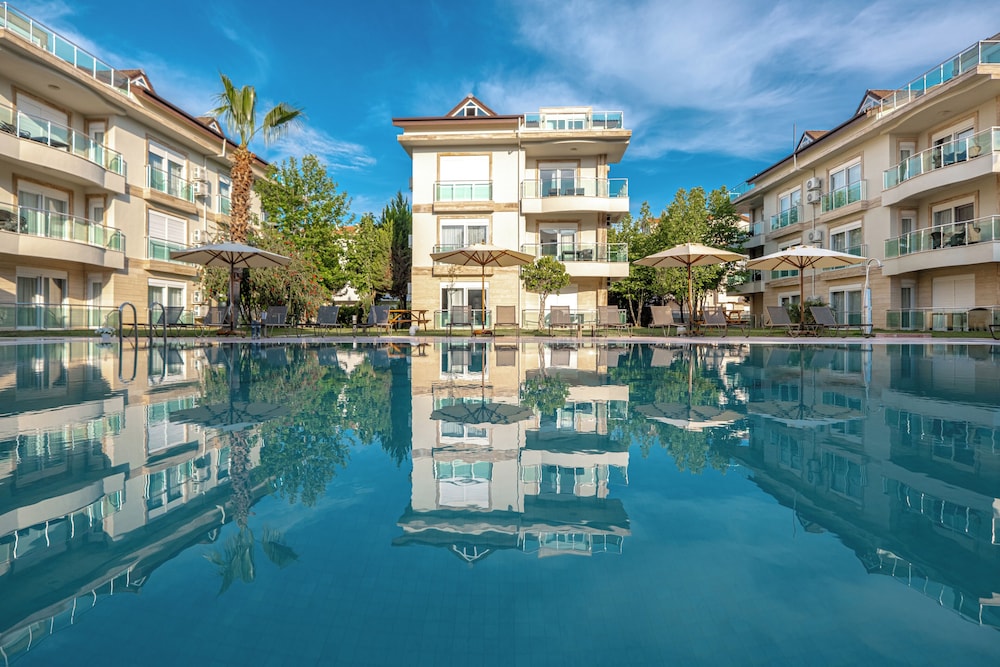 Belek Deluxe Suit (41Km Away From Antalya)
