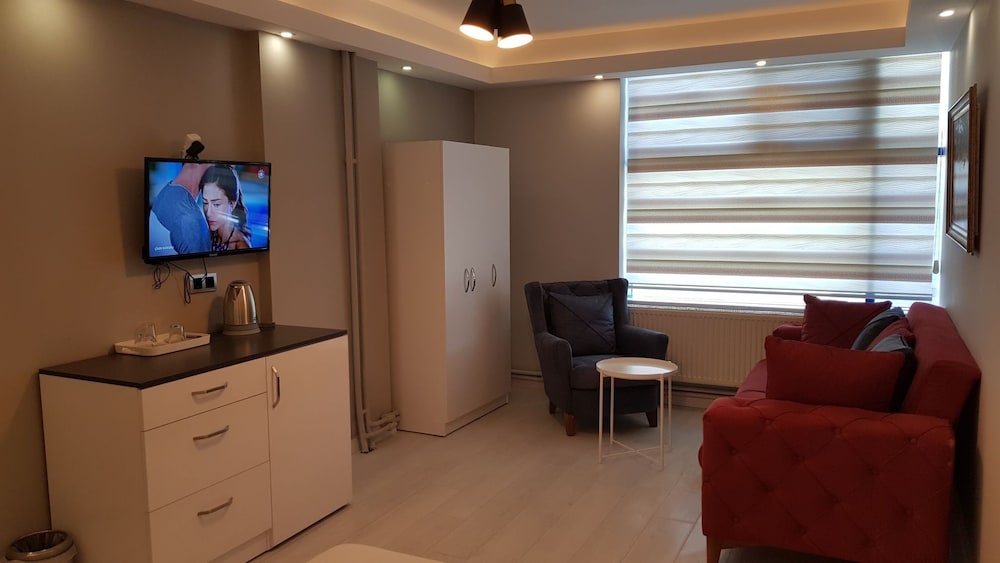 Zeytin Hotel(also Known As Zeytin Suit)