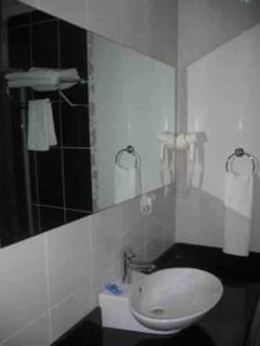 Shilla Hotel(53Km Away From Tekirdag)