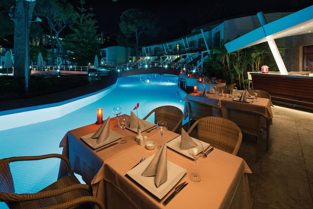 Paloma Sencia(Also Known As Cornelia De Luxe Resort)(44Km Away From Antalya)