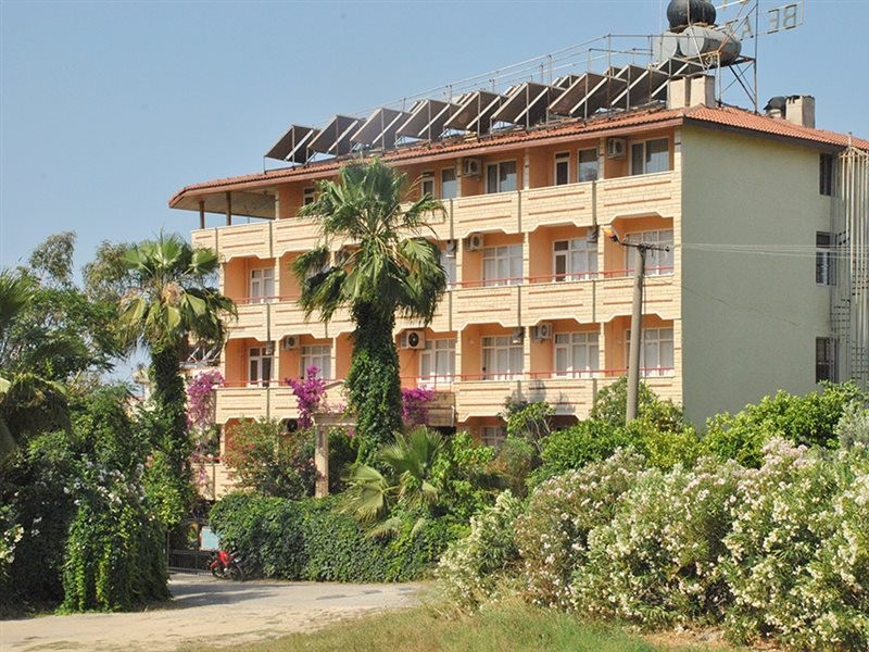 Beyaz Saray Hotel (72 Km Away From Antalya)