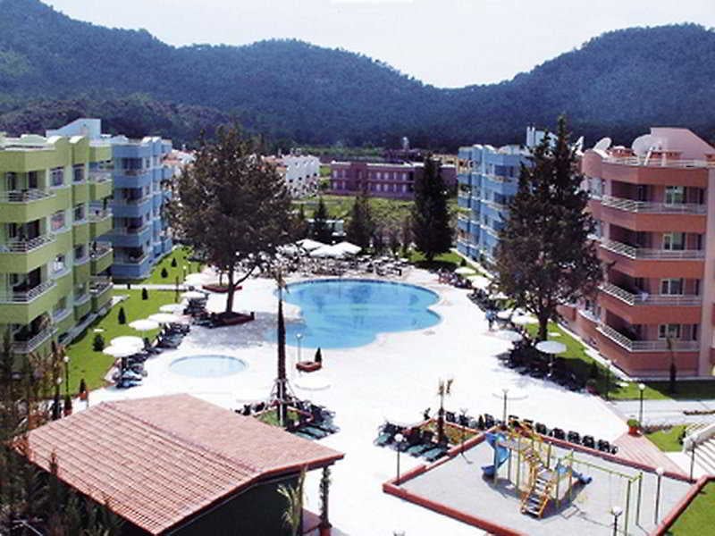 Turkiz Aparts(45Km Away From Antalya)