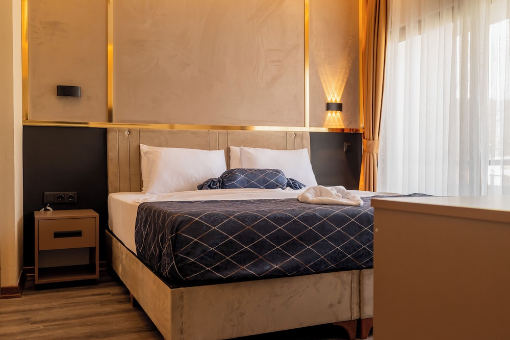 Vois Kemer Hotel (45Km Away From Antalya)