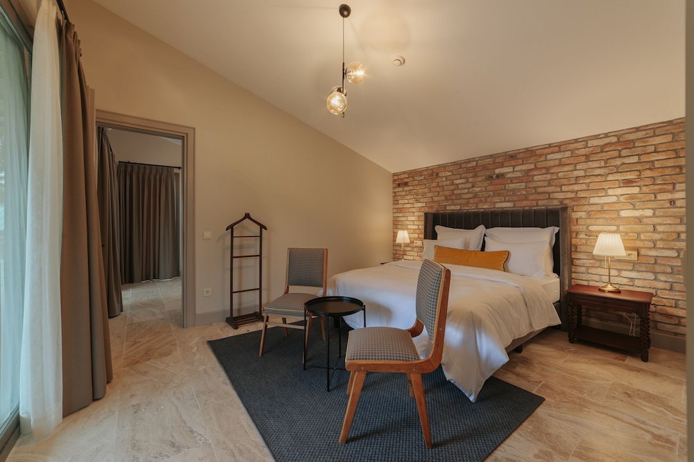 Odam Otel (39 Km Away From Izmir)