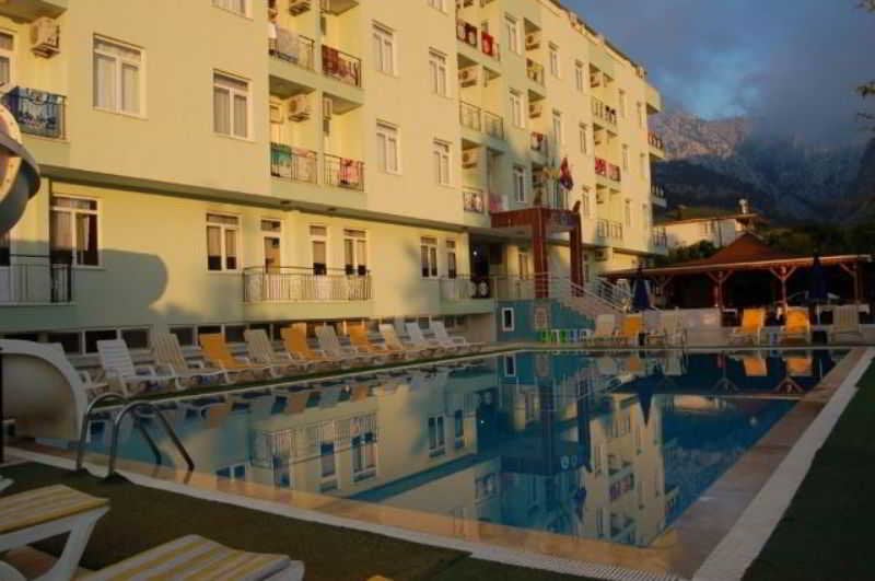 Gonul Palace Hotel (26 Km Away From Antalya)