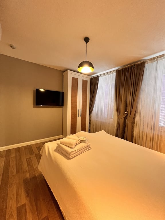 Selavi Hotel(limited Front Desk)