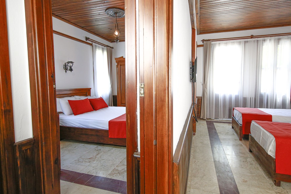 Enso Inn (13 Km Away From City)
