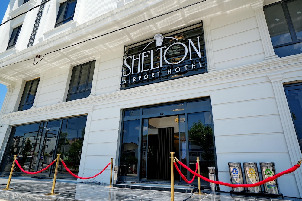 Shelton Airport Otel (37Km Away From Istanbul)