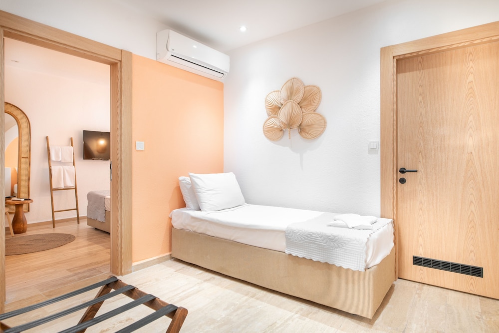 Mare Marin Boutique Hotel