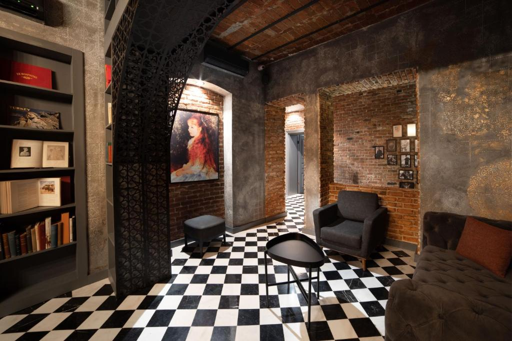 Decamondo Galata A Tribute Portfolio Hotel(also Known As Hotel Decamondo)