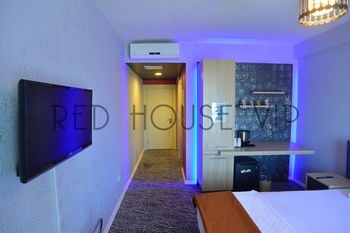 Red House Vip
