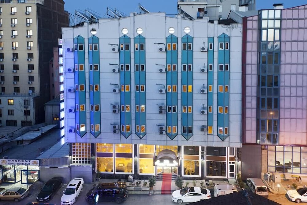 Grand Verda Hotel (Also Known As Verda Hotel)